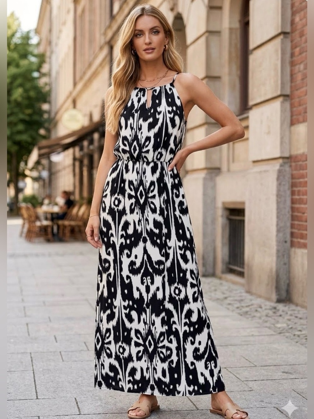 Athleta Maxi Dress size Small Black & White Floral Geometric Halter Built In Bra
